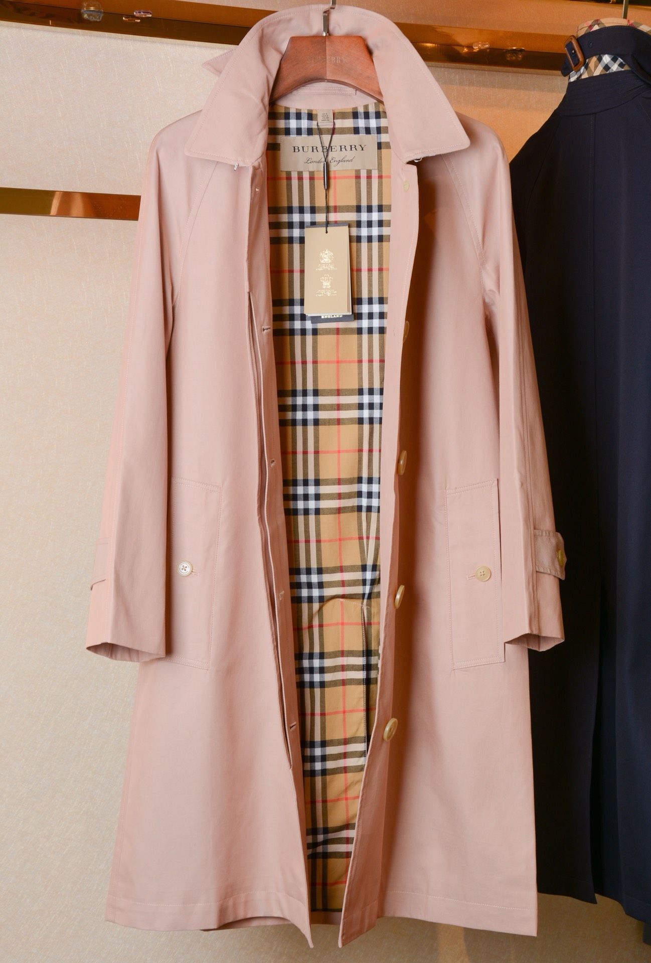 Authentic Burberry Pink Camden Fit Lightweight Trench Coat
