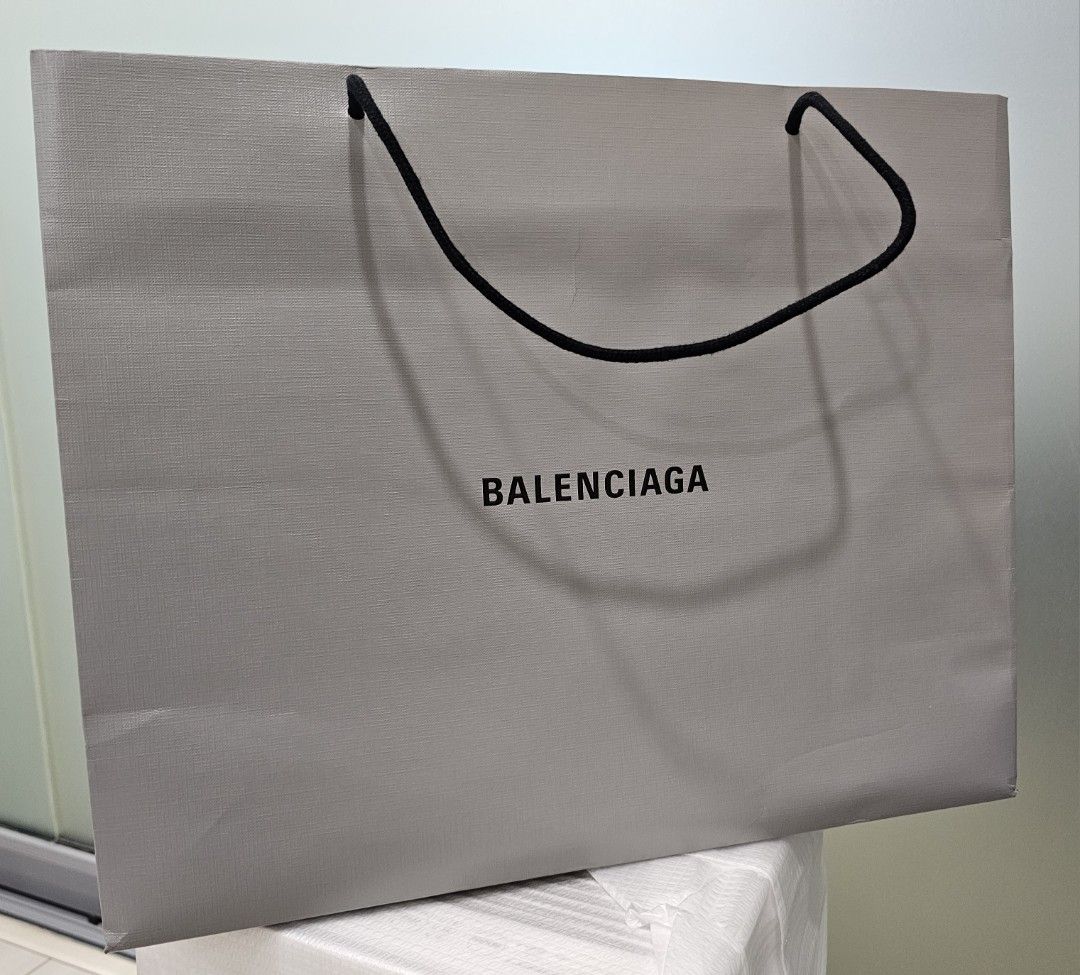paper bag balenciaga