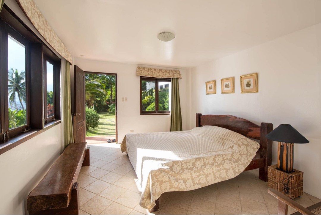 Beachfront Rest House in Batangas, Property, For Sale, House & Lot on Carousell