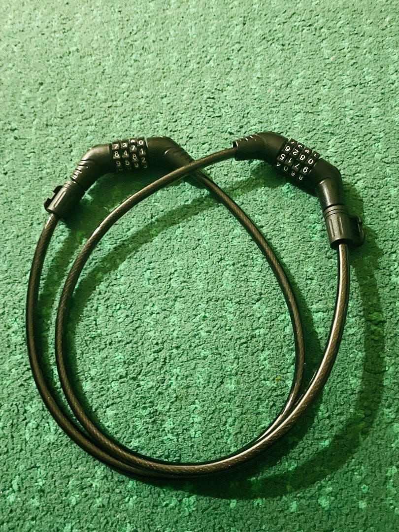 Bicycle lock 4 digit numbered lock, Sports Equipment, Bicycles