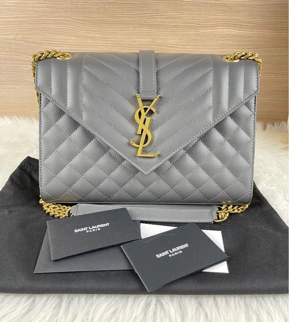 Bnew YSL ENVELOPE MEDIUM (Category: Luxury Bags & Wallets) located in Santa Ana. Submitted by astonandariana (Listing ID 1227496374, Image 1). Description: .