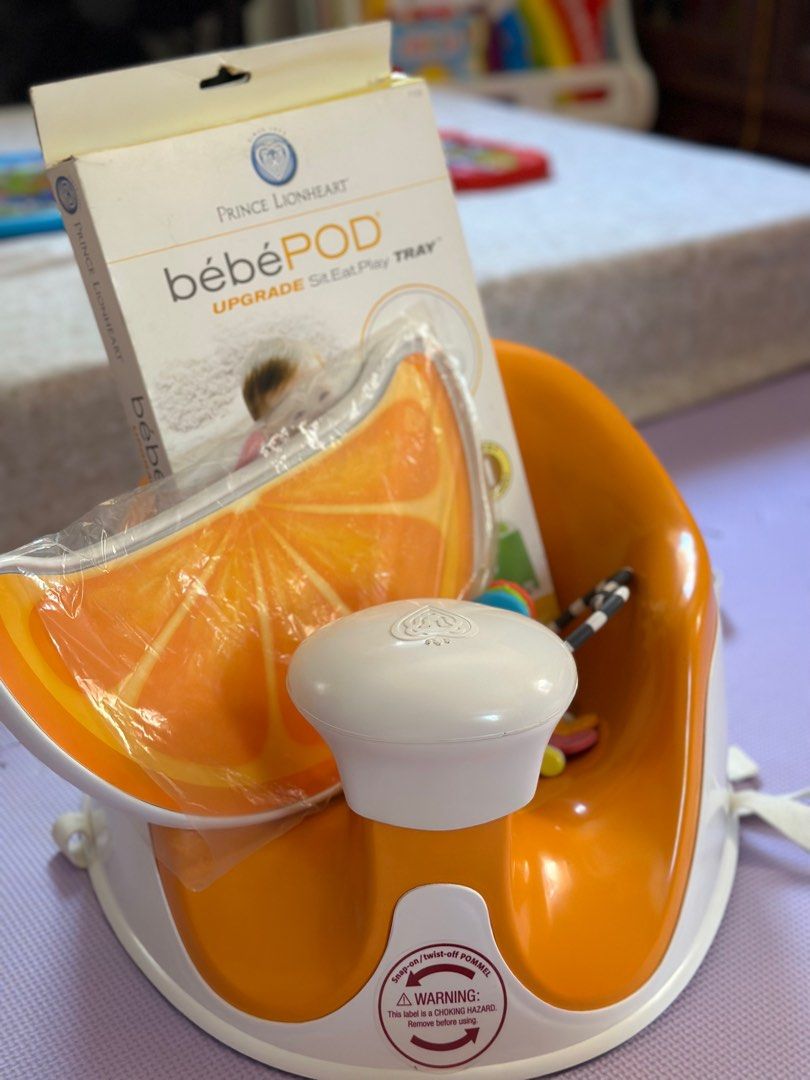 Booster chair (Category: Baby High Chairs) located in Quezon City. Submitted by puffpiece (Listing ID 1227434150, Image 1). Description: SRP pod 3950, tray 645 Di po kasha ang anak ko.