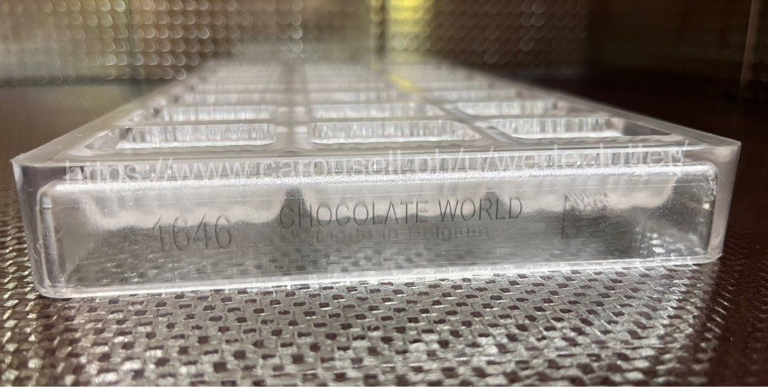 Chocolate World Mould CW1646 (Category: Bakeware) located in Quezon City. Submitted by wedeclutter (Listing ID 1227423080, Image 3). Description: Brand: Chocolate World No rush shipping Sf c/o buyer.