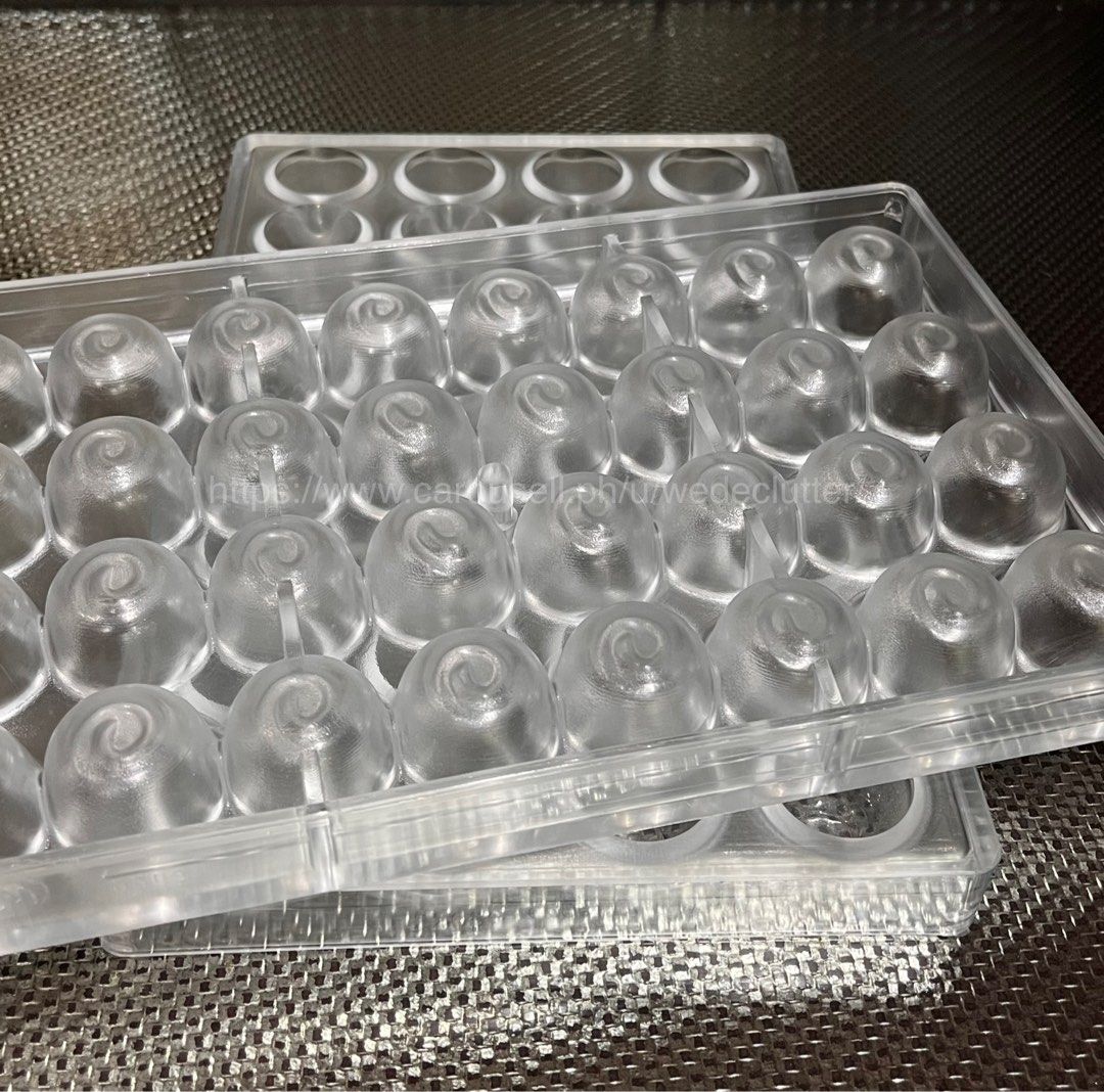 Chocolate World Mould CW2263 (Category: Bakeware) located in Quezon City. Submitted by wedeclutter (Listing ID 1227422924, Image 1). Description: Brand: Chocolate World 1,200 each Sold per piece No rush shipping Sf c/o buyer.