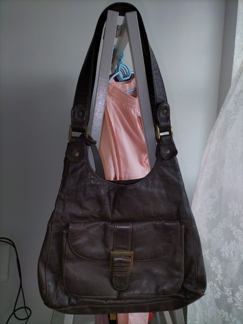 Clarks sales leather handbags