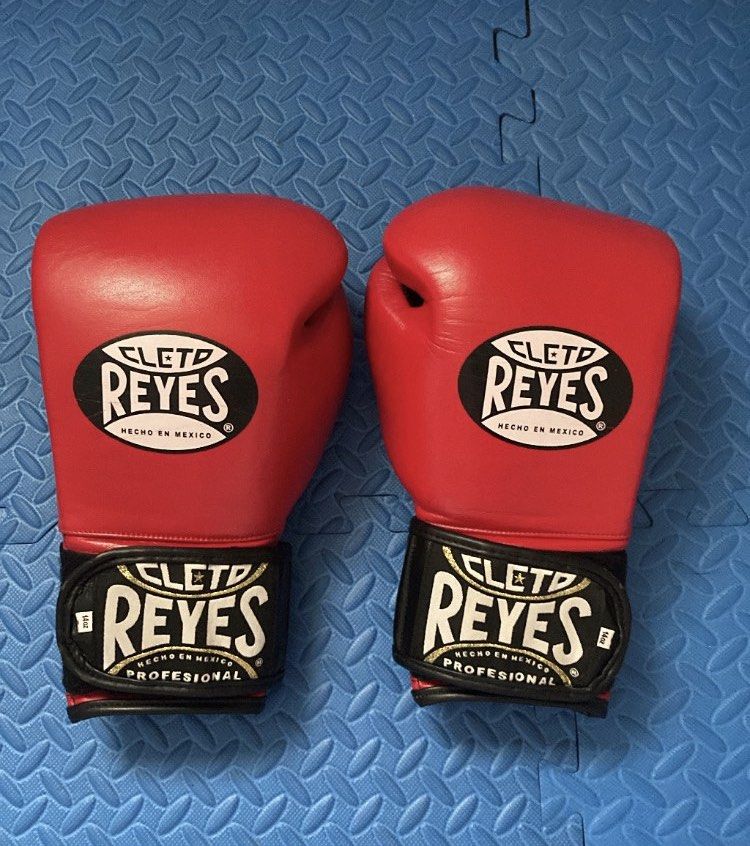 Cleto reyes shop extra padding gloves