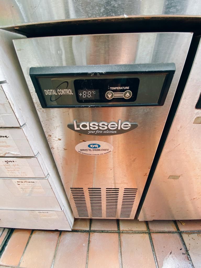 Commercial Kitchen Fridge, Cafe Equipment, Restaurant Takeover