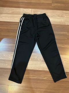 (Category: ) located in . Submitted by nabael (Listing ID 1227561951, Image 1). Description: .