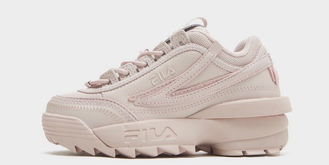 Cute fila clearance sneakers