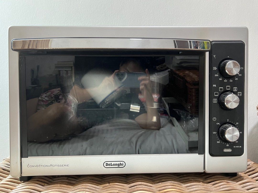 Delonghi convection rotisserie, TV & Home Appliances, Kitchen Appliances, Ovens & Toasters on