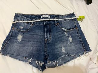 （分類：）位於 。 由 avels 提交（商品編號 1227453532，圖片 1）。簡介： 。