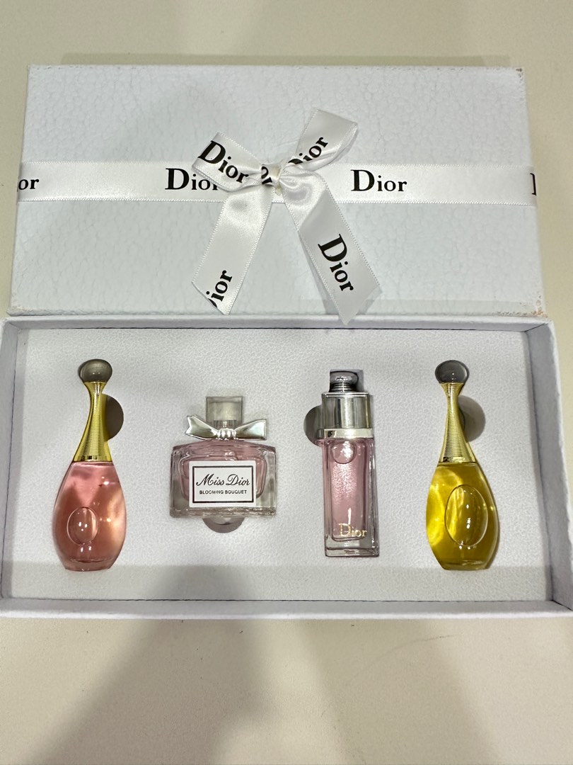 Dior mini 4cs perfume gift set, Beauty & Personal Care, Fragrance