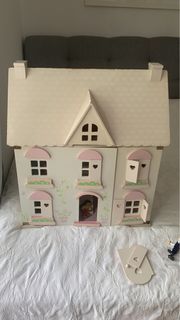 (Category: ) located in . Submitted by julievcw (Listing ID 1227475522, Image 1). Description: .