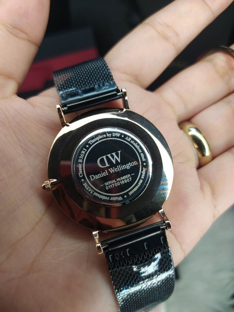 DW Black Meshstrap w/ Bangle (Black dial), Women's Fashion, Watches ...