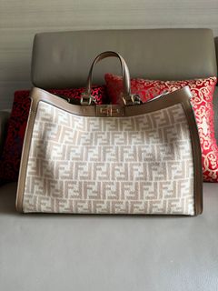 （分類：）位於 。 由 luxury_Fans 提交（商品編號 1227507417，圖片 1）。簡介： 。