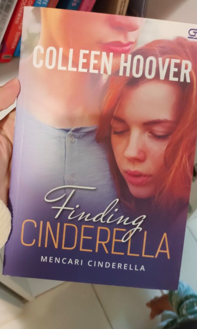 Finding Cinderella Colleen Hoover Indonesia Original, Buku & Alat Tulis ...