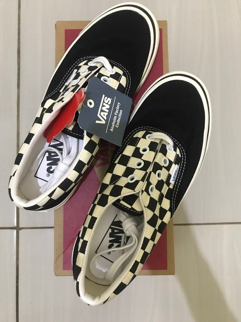 For sale. Vans era 95 DX Anaheim Black checkerboard, Fesyen Pria, Sepatu ,  Sneakers di Carousell