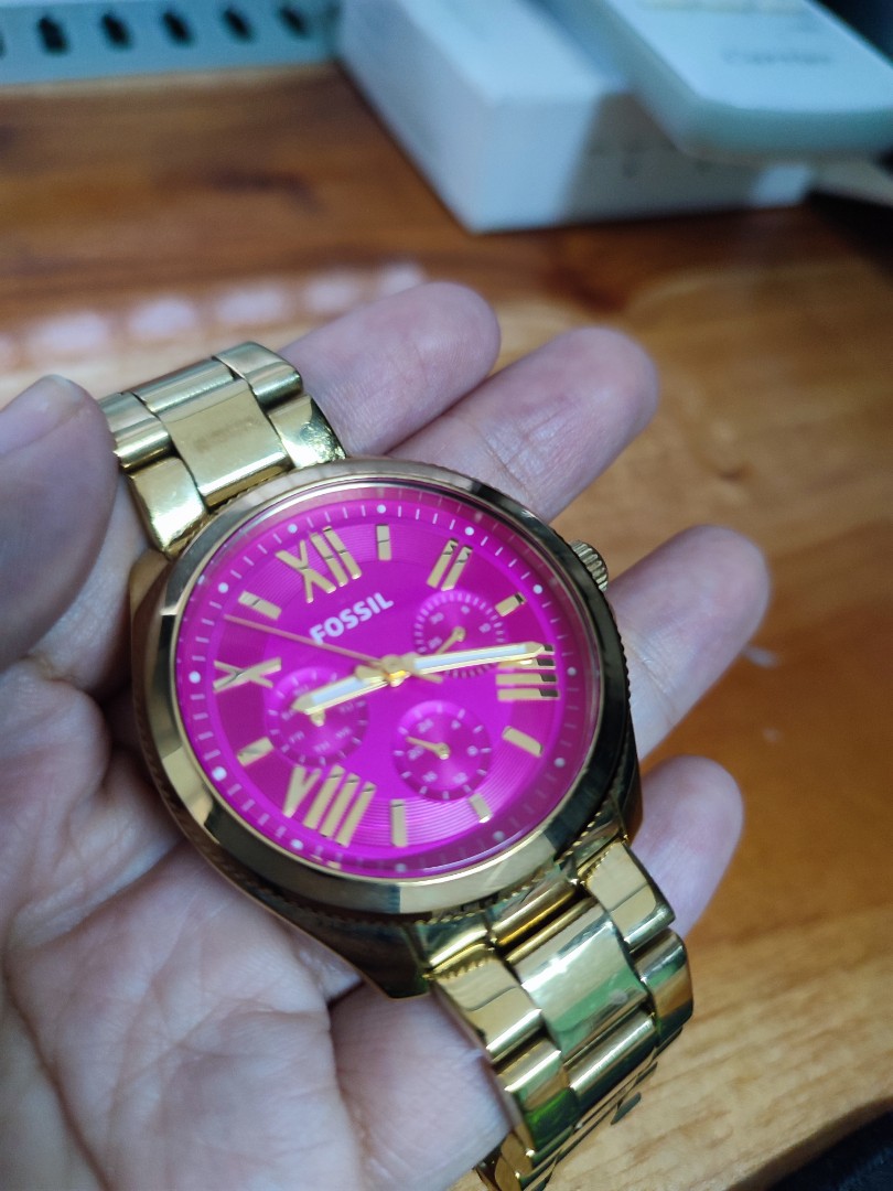 Fossil pink watch on Carousell