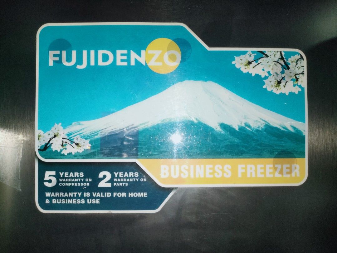Fujidenzo upright freezer business freezer / please read the