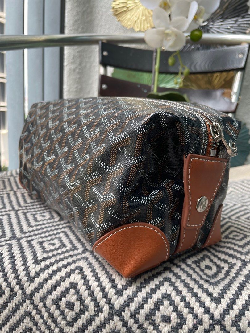 Goyard Boeing 25 Toiletry Bag, Women's Fashion, Bags & Wallets, Clutches on  Carousell