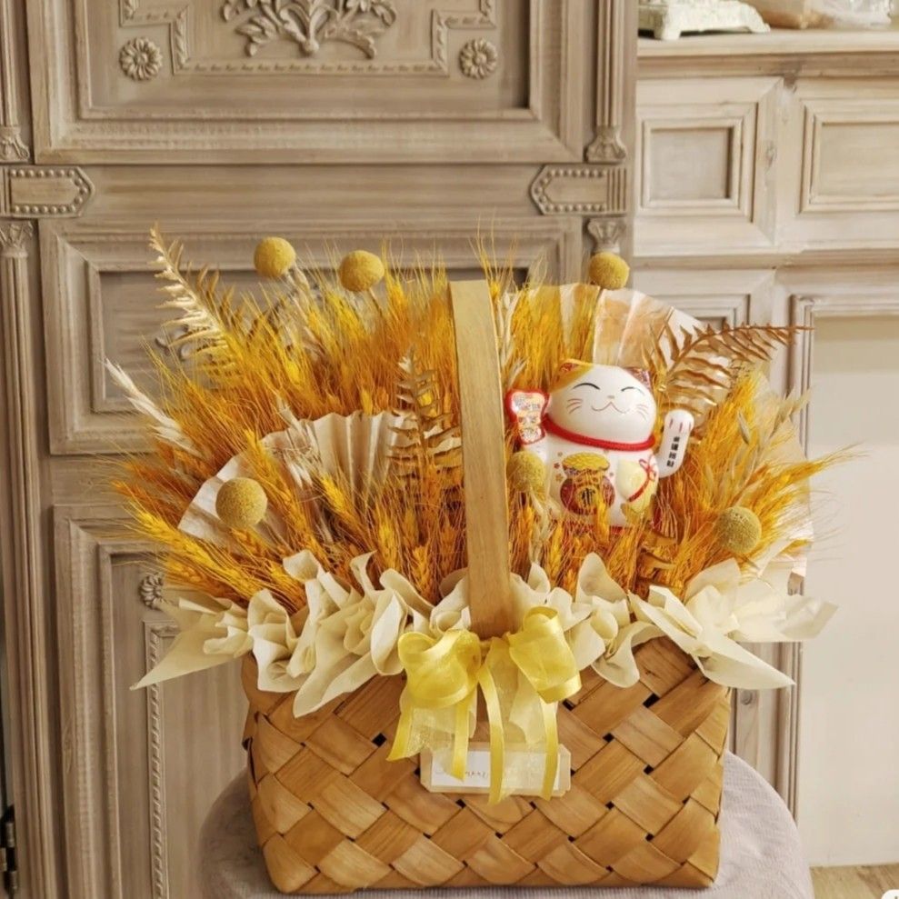 Grand opening Golden wheat basket Preserve Wheat, Hobbies & Toys