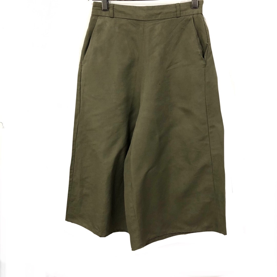 GU By Uniqlo Linen Rayon Blend Olive Green Wide Leg Cropped Pants on ...