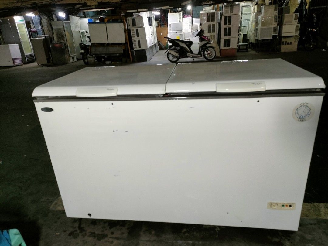 Haier chest freezer 18cuft / please read the description, TV & Home