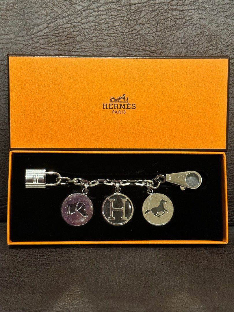 HERMES Amulet Bull Lock Keyring Key Holder Chain Bag Charm Cadena Silver w/  Box