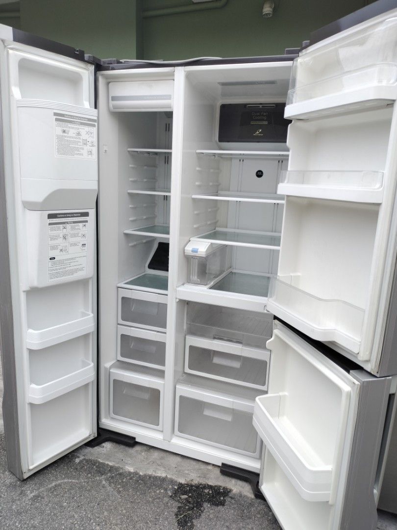 Hitachi inverter side by side refrigerator with auto ice maker, TV