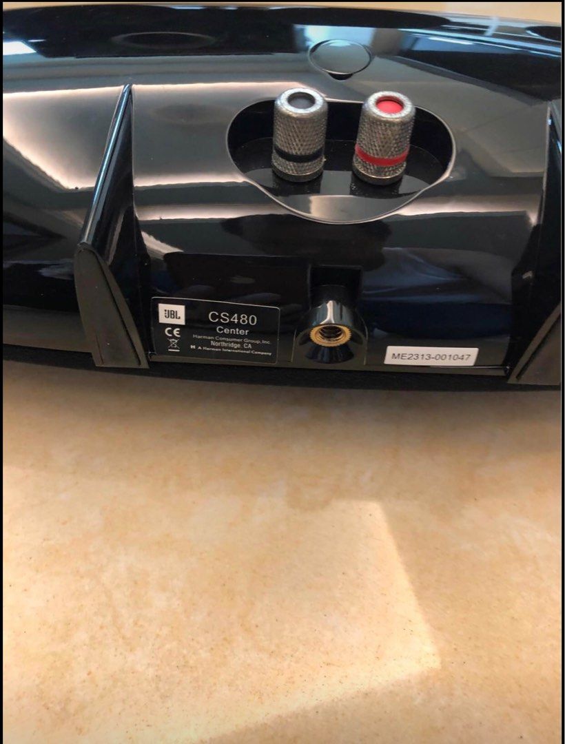 JBL subwoofer set （分類：Soundbar、揚聲器、藍牙喇叭、耳擴）位於 Hong Kong。 由 samsam_1969 提交（商品編號 1227448144，圖片 2）。簡介： 。