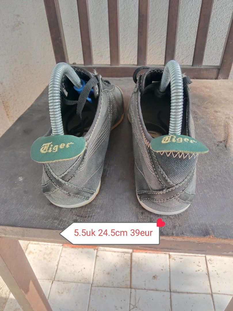 kasut tiger original