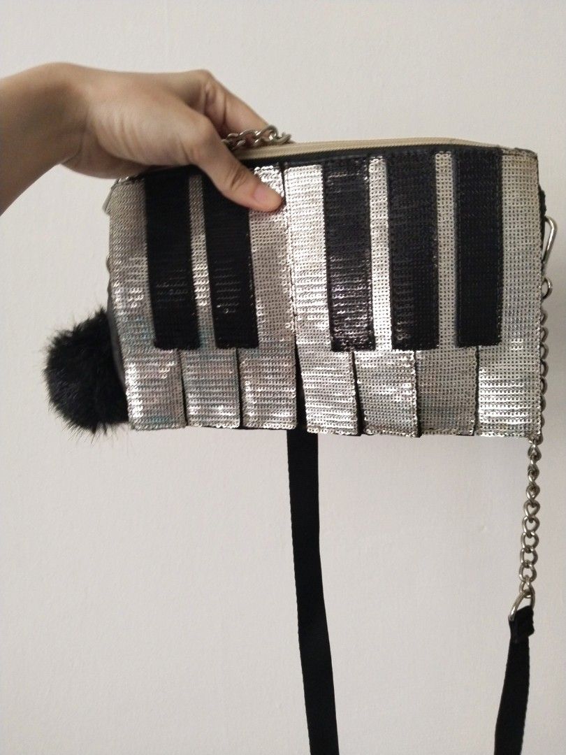 Kipling piano bag store
