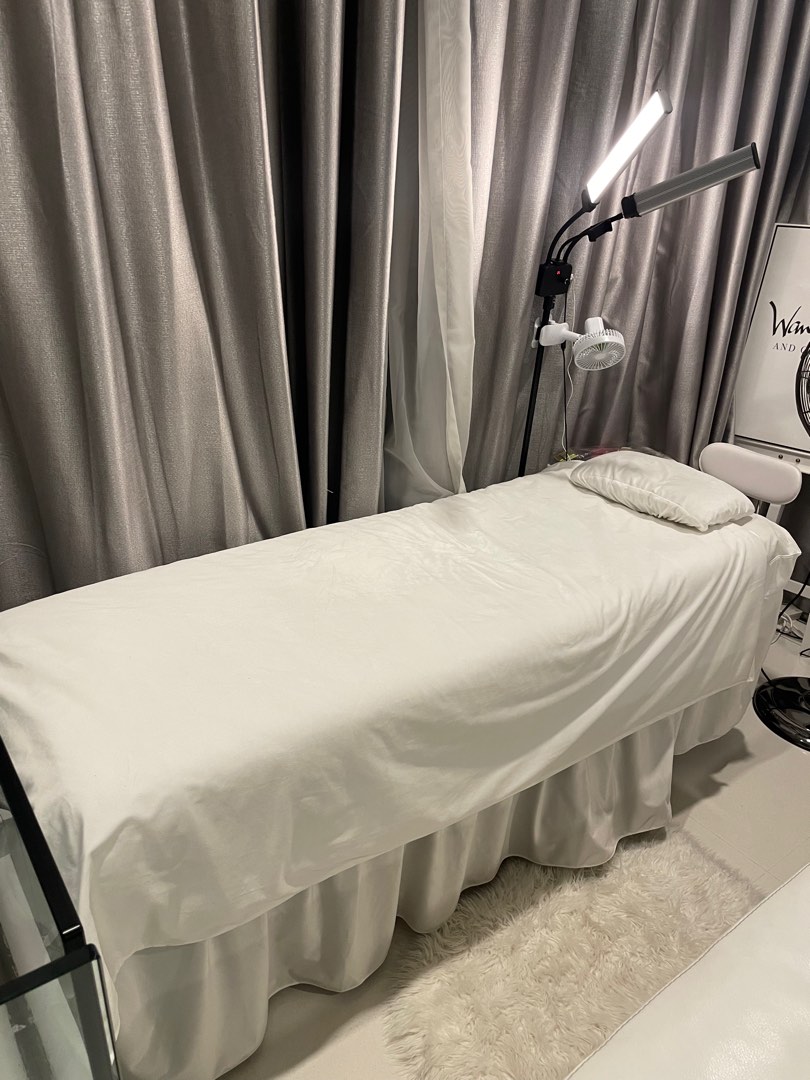 lash bed/ massage bed with sheets & chair SET , Furniture & Home Living