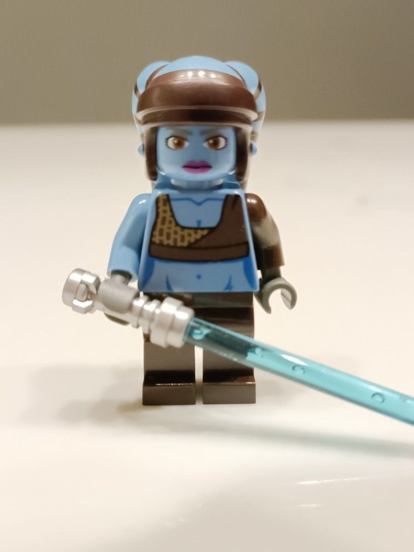 Aayla secura online lego minifigure