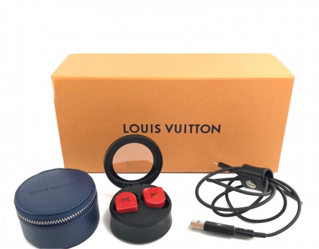 Louis Vuitton Horizon Light Up Earphones  Black  HighTech Objects and  Accessories  LOUIS VUITTON