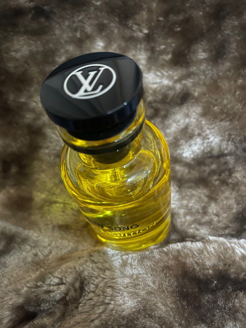LOUIS VUITTON fragrance review SUN SONG - LV perfume - is this the scent of  a liminal space? 