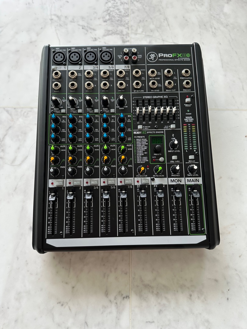 Mackie ProFX8 v2, Audio, Other Audio Equipment on Carousell