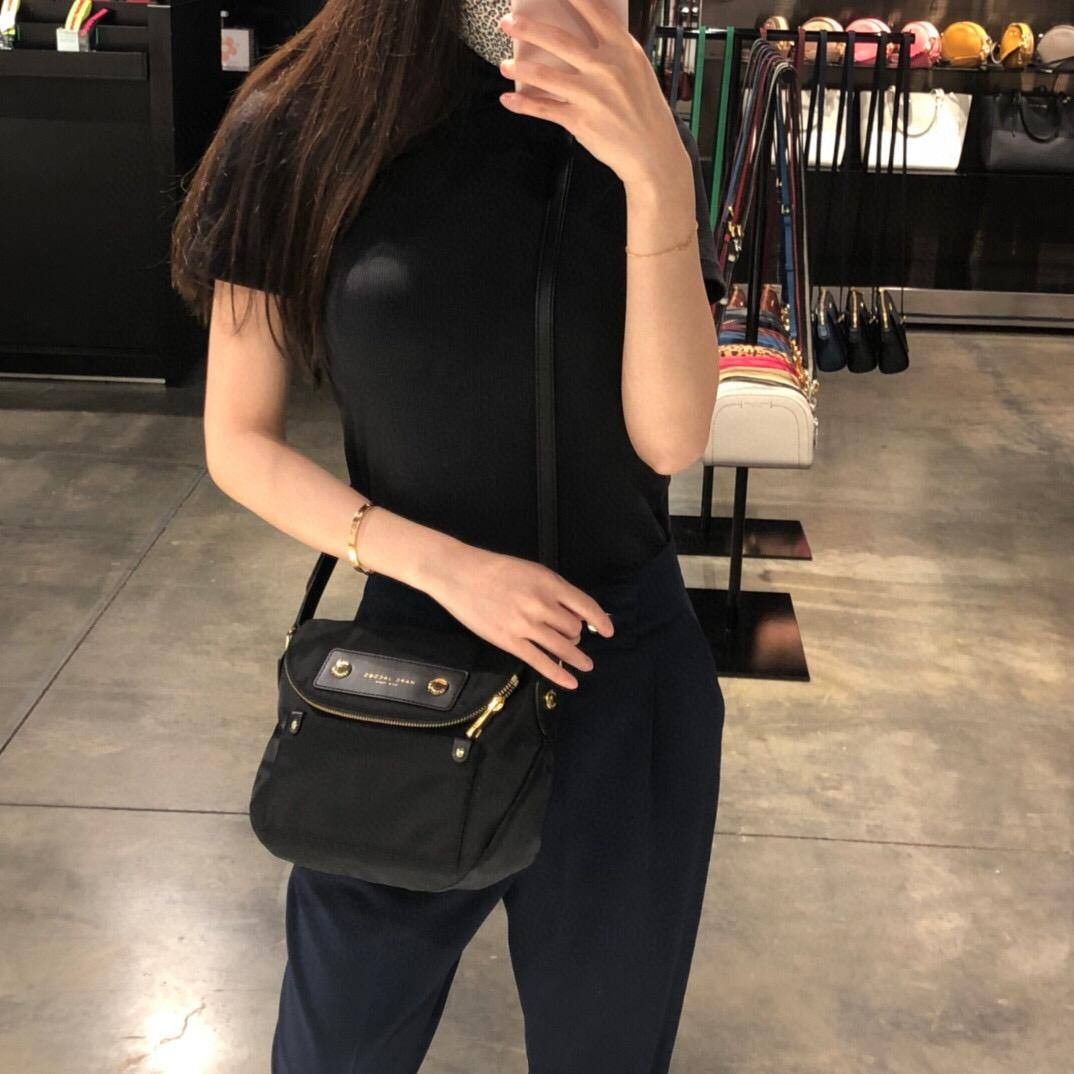 Authentic MARC BY MARC JACOBS Preppy nylon natasha mini cross body bag with  id tag., Women's Fashion, Bags & Wallets, Purses & Pouches on Carousell