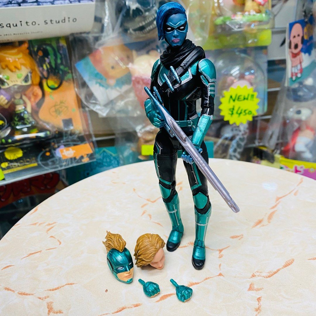 Marvel legends captain on sale marvel starforce target