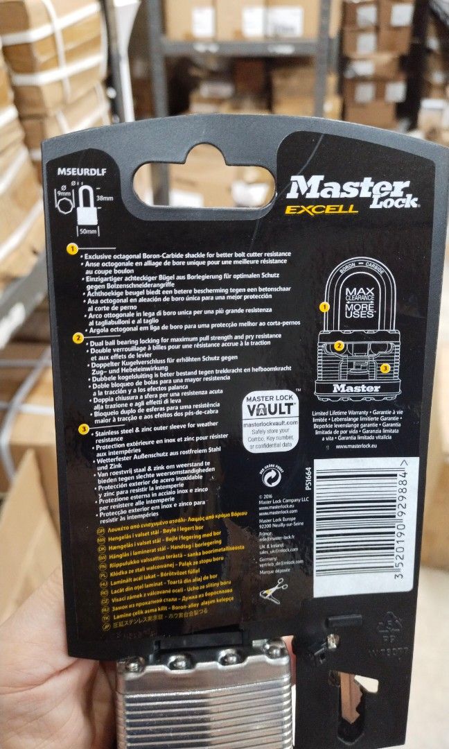 Master padlock excell series heavy duty boron carbide shackles M5EURDLF