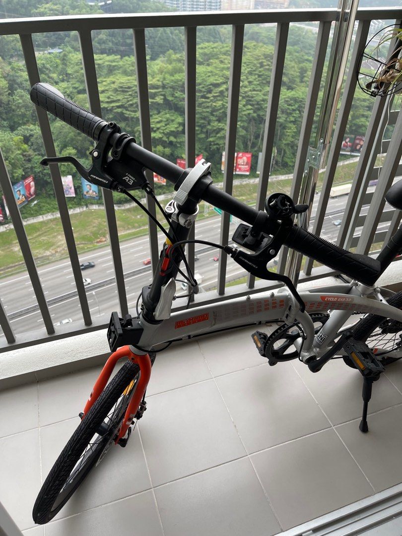 Maximo folding deals bike