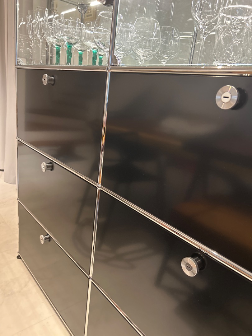 Need USM pro-assembler, Furniture & Home Living, Furniture, Shelves ...