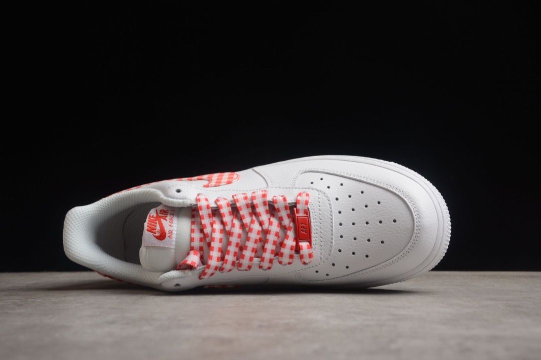 Air force 1 with shop red check