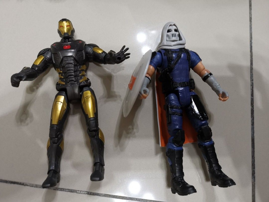 Original Hasbro Marvel Gamerverse 6-inch Collectible Iron Man vs.  Taskmaster Action Figure Toys