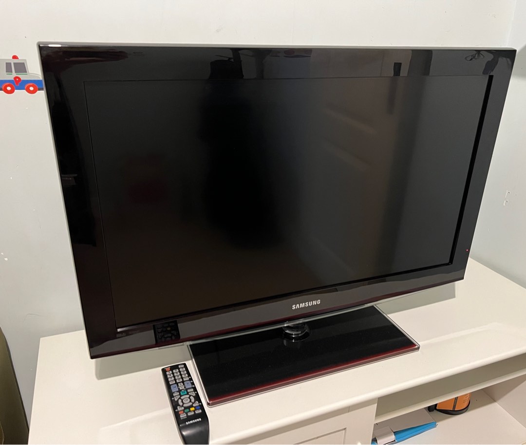 Samsung TV, 家庭電器, 電視 & 其他娛樂, 電視 Carousell