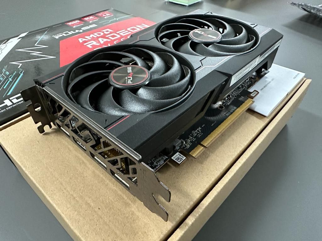 Sapphire Radeon RX 6600 discreet graphics card AMD not Nvidia ...