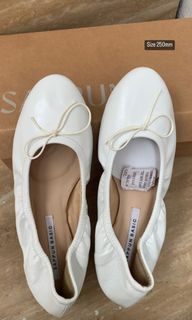 (Kategori: ) berada di . Dikirim oleh lenaa99 (ID iklan 1227577103, Gambar 1). Deskripsi: .