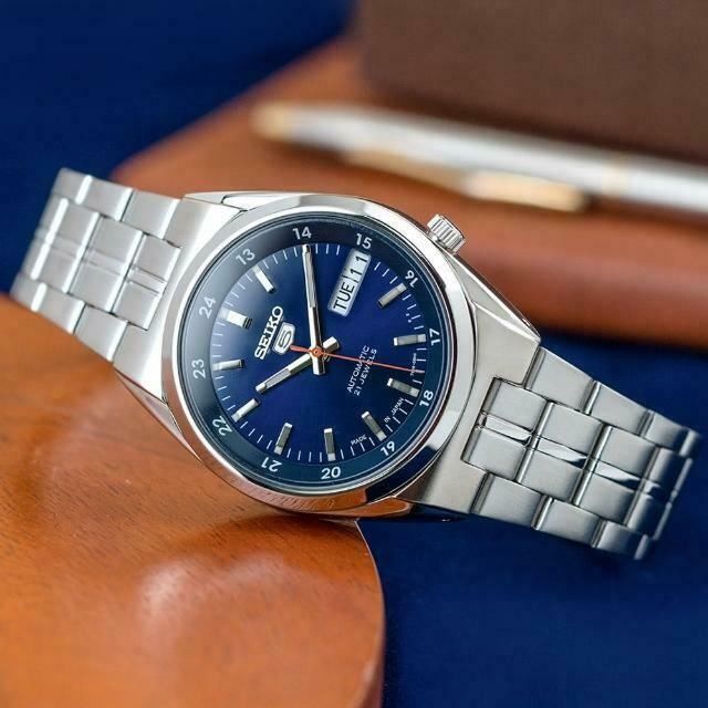 Seiko 5 snk563j1 hot sale