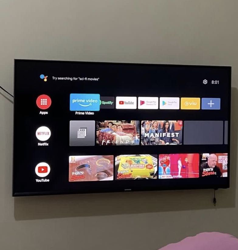 Selling low Samsung HD TV (Category: TV) located in Paranaque City. Submitted by chelle.gourmet (Listing ID 1227483307, Image 1). Description: 🔊🔊🔊Selling low Samsung HD TV murang mura na po rush sale slightly used sobrang kinis hindi po masyadong nagamit. may kasama na po chromecast worth 3k. Paunahan na lang po‼️if you’re interested kindly message me at 0915-680-2213 📞 RFS: Bawas gamit decluttering .