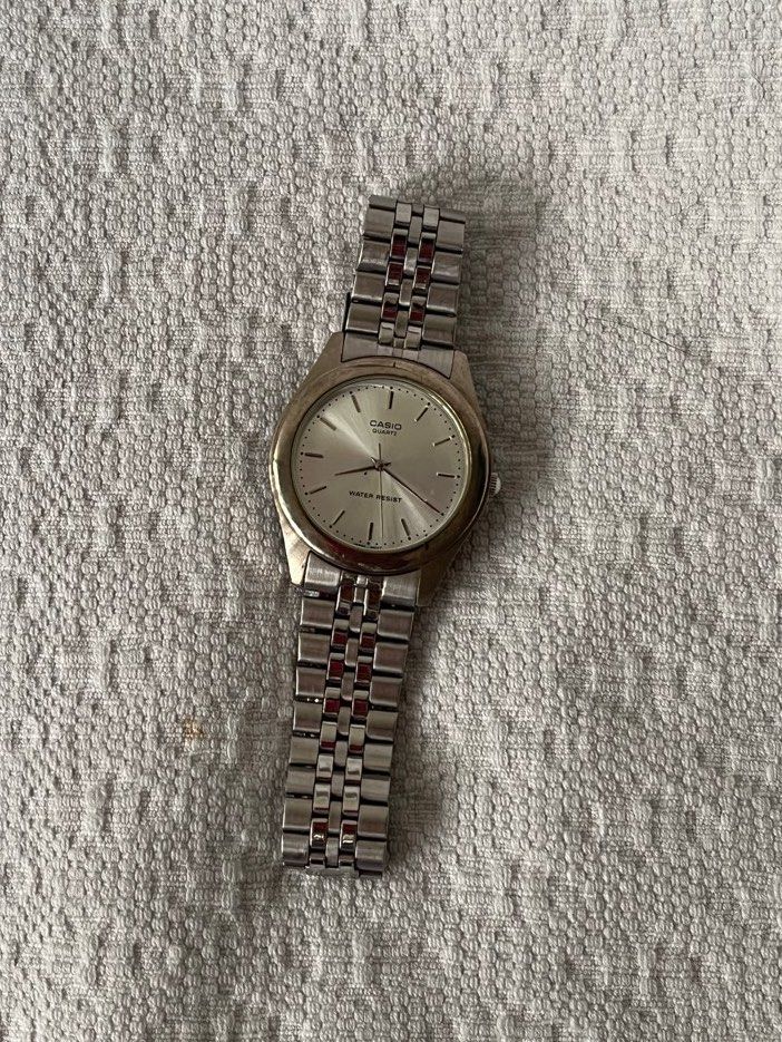 Silver Casio Watch, Women's Fashion, Watches & Accessories, Watches on ...